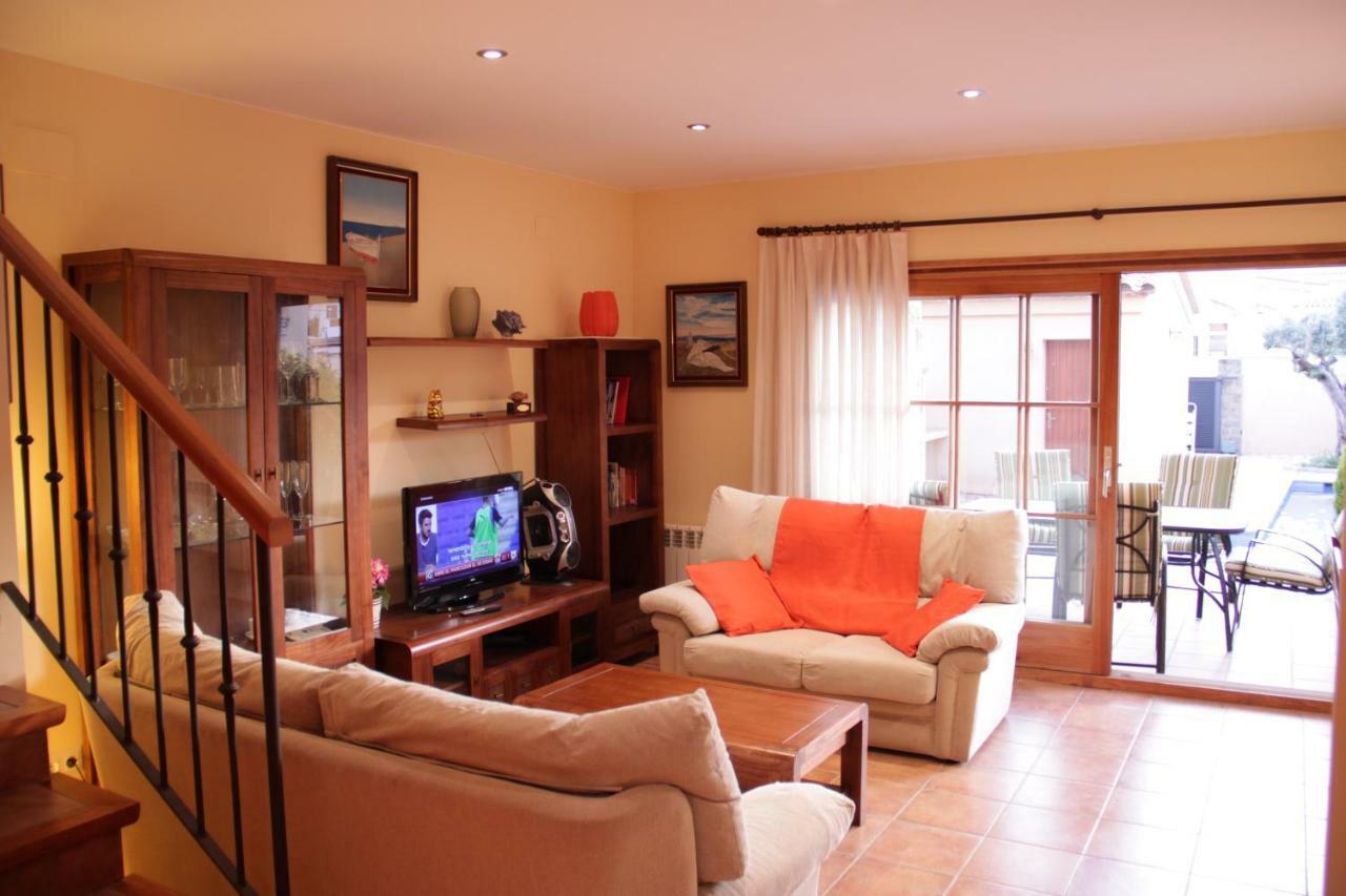 Villashim L' Escala Bagian luar foto